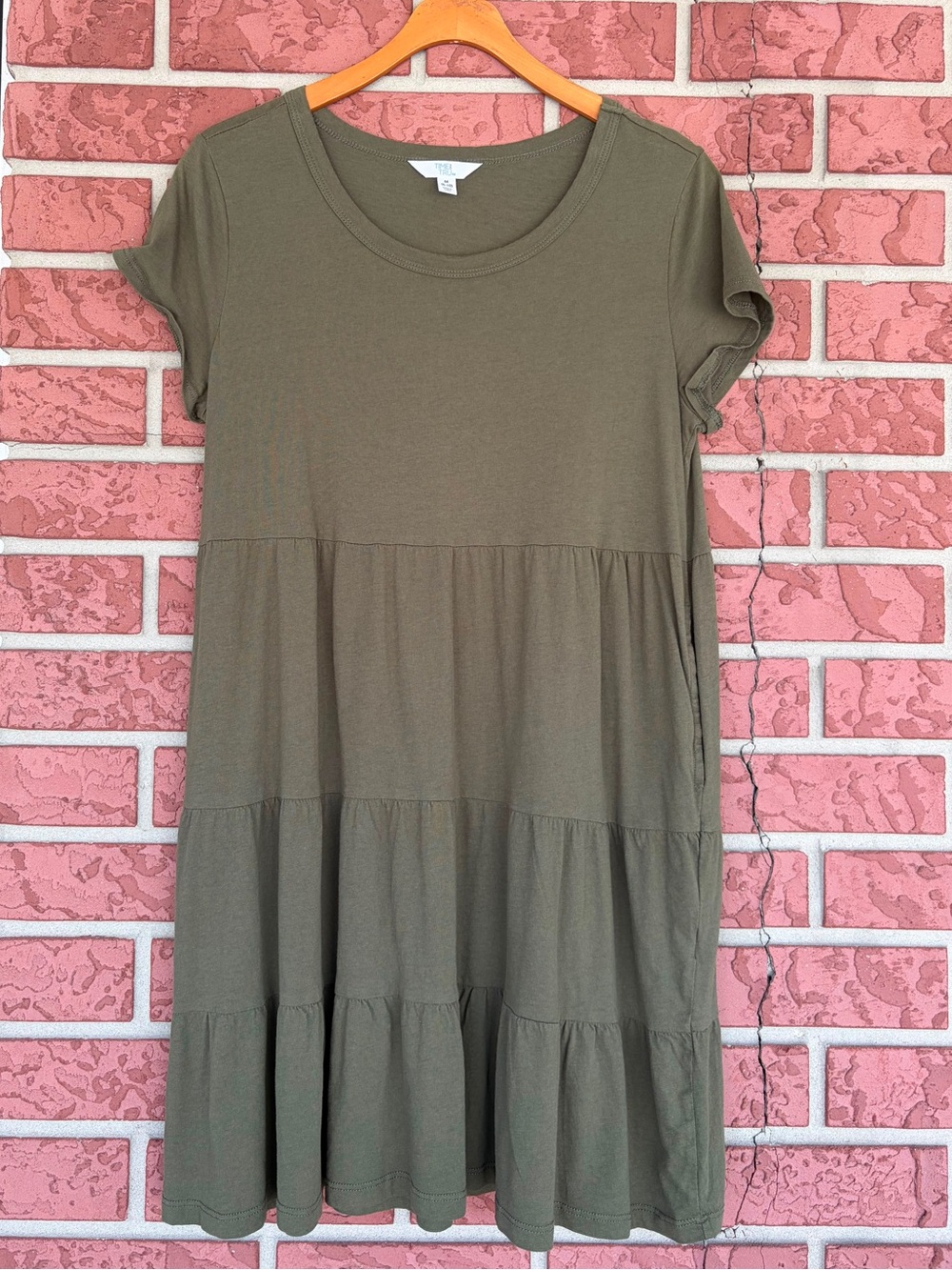Time and Tru Olive Green Tiered Midi Dress